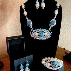 OOAK Handcrafted Wire Wrapped Silver Tone Blue Beaded Necklace Set